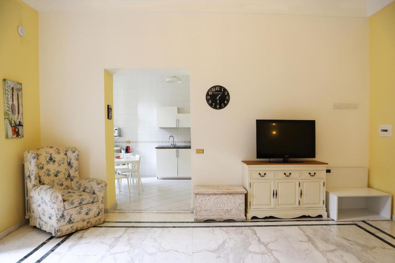 Piazza Dante Suites By Wonderful Italy Napoli Eksteriør bilde