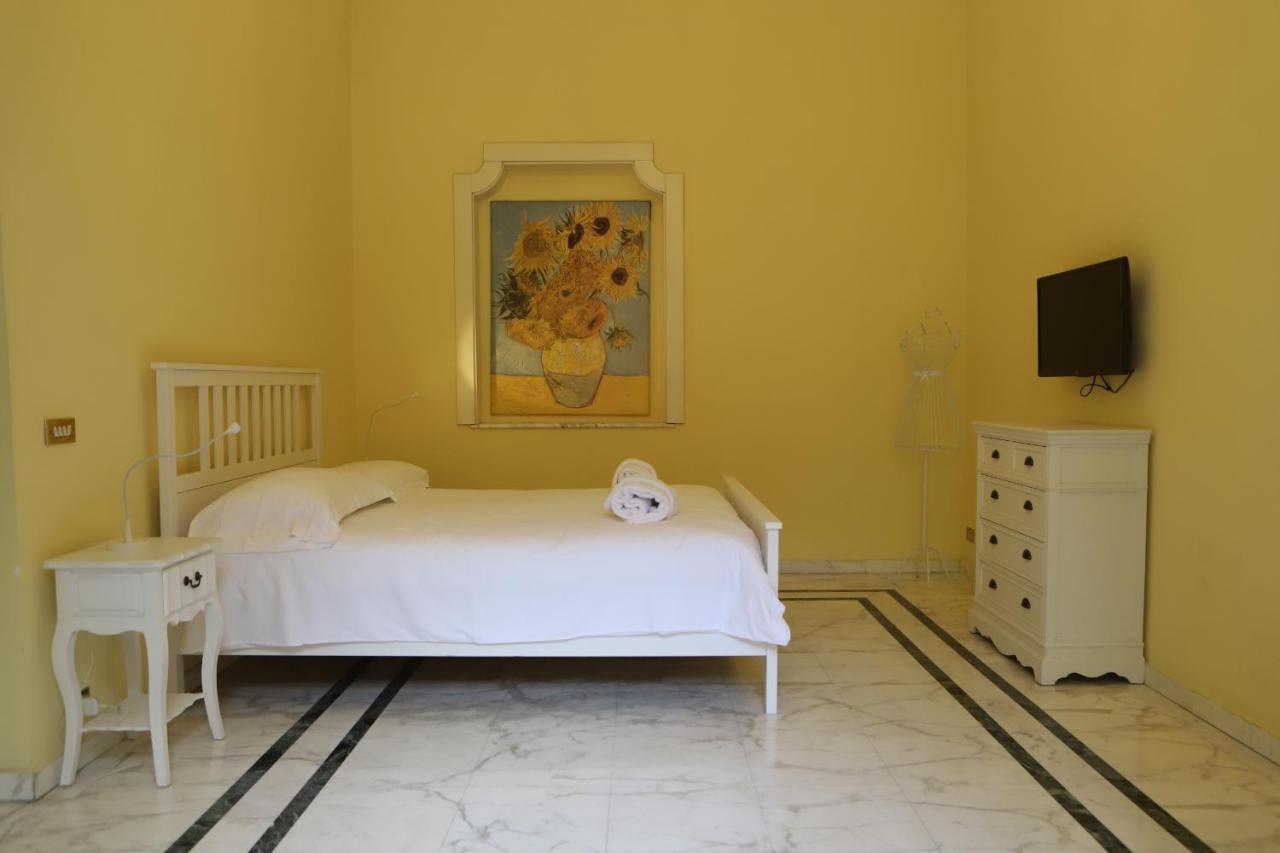 Piazza Dante Suites By Wonderful Italy Napoli Eksteriør bilde